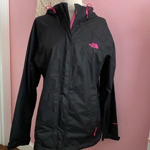 Women’s North Face Rain jacket